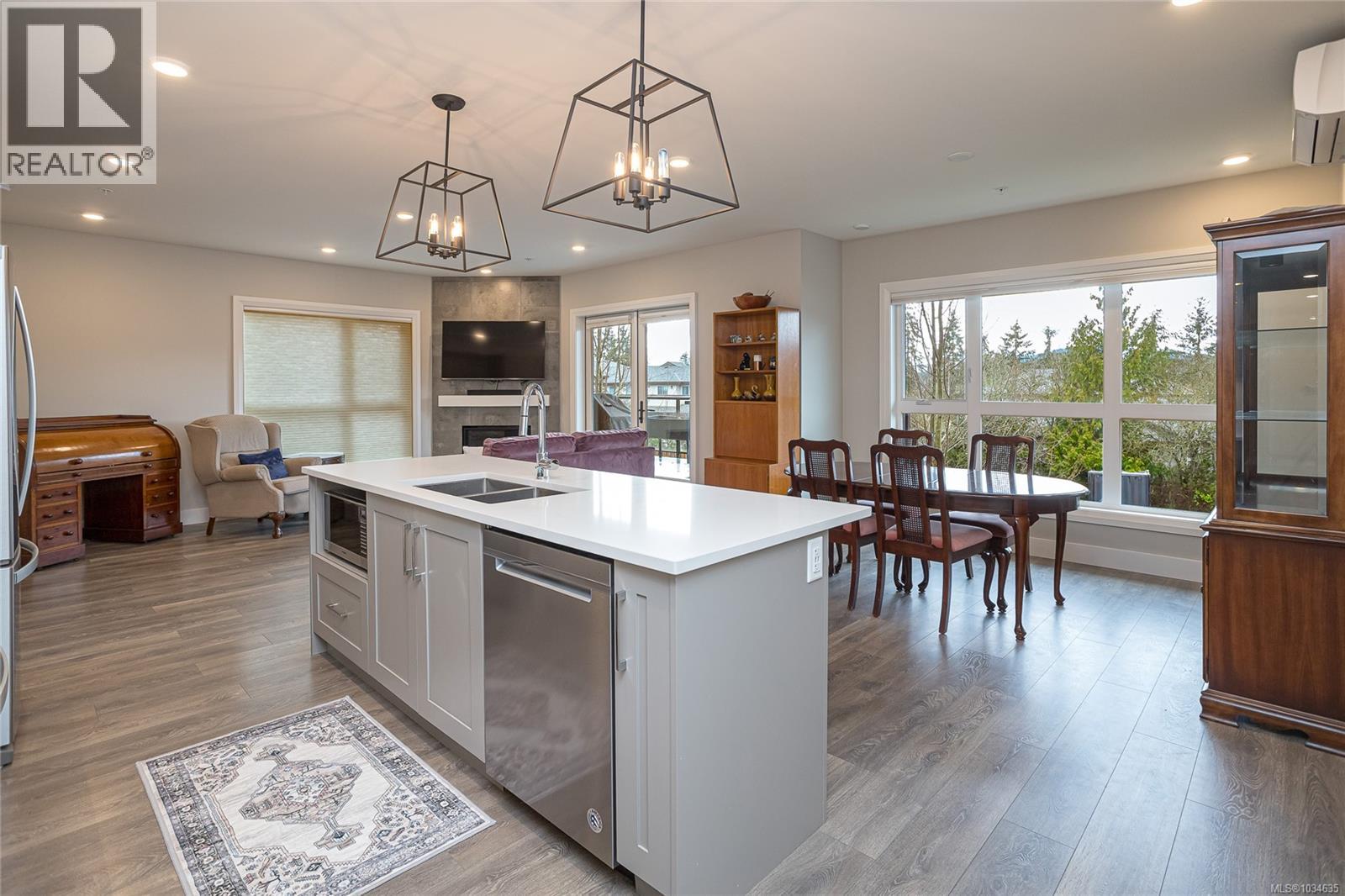 #204 741 Travino Lane - 13