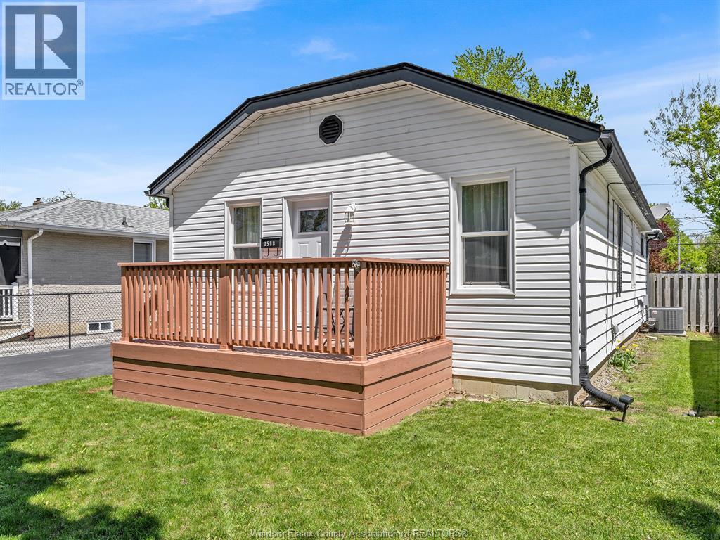 1588 BUCKINGHAM, Windsor, Ontario, N8T2A4 — Photo 38