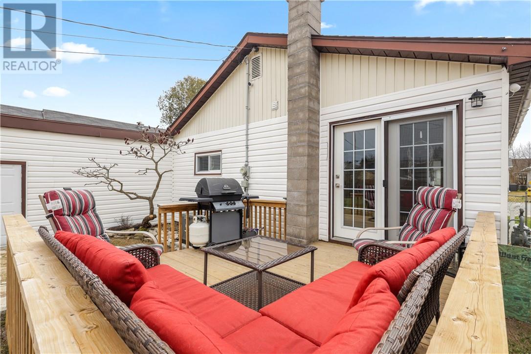 190 ALGOMA Street, Espanola, Ontario, P5E1H7 — Photo 4