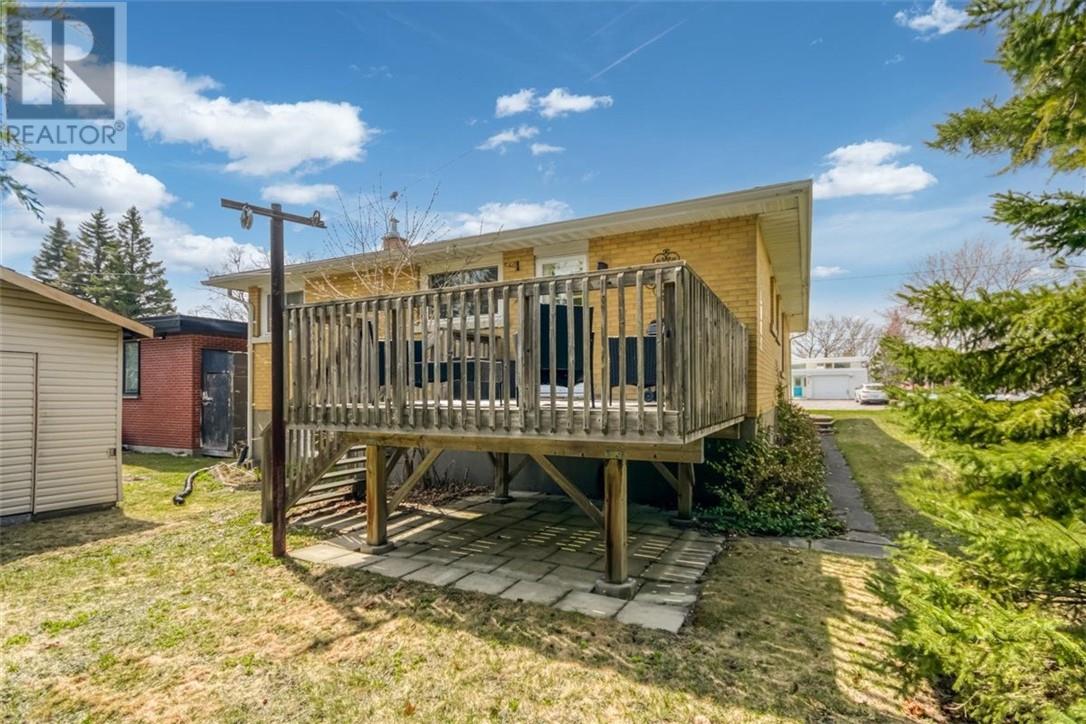 208 Tanguay Avenue, Sudbury, Ontario, P3C5G4 — Photo 4