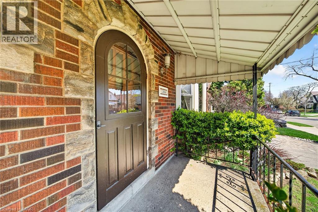 188 WEXFORD Avenue S, Hamilton, Ontario, L8K2P2 — Photo 3
