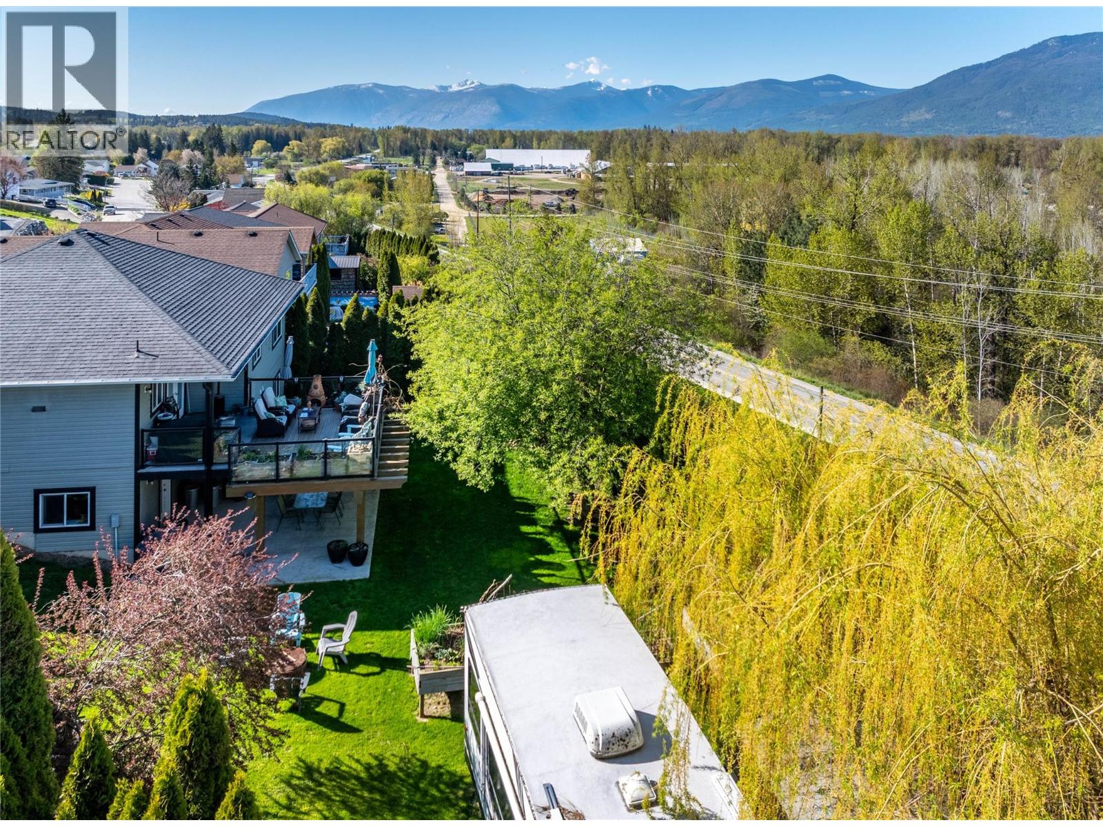 235 3rd Avenue S - 6