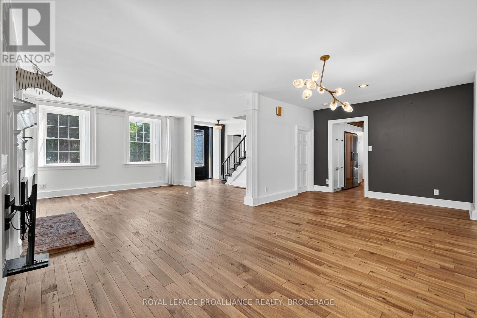 4519 PORTLAND AVENUE - 13