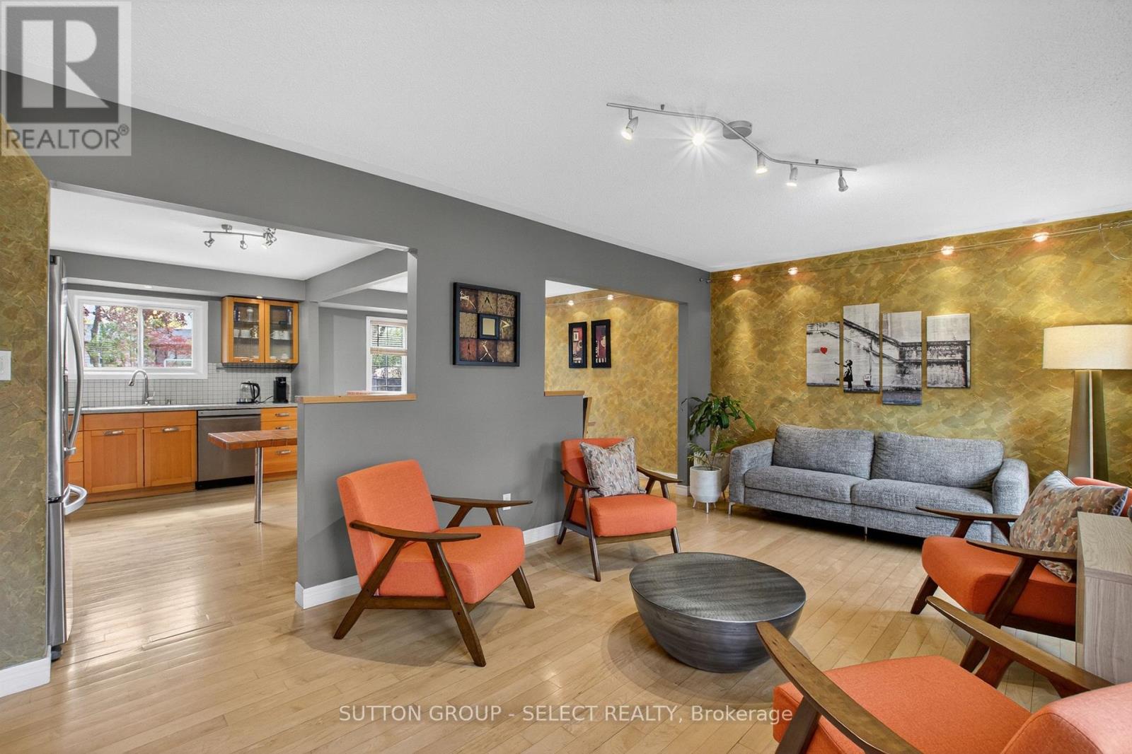 574 CRANBROOK ROAD S - 6