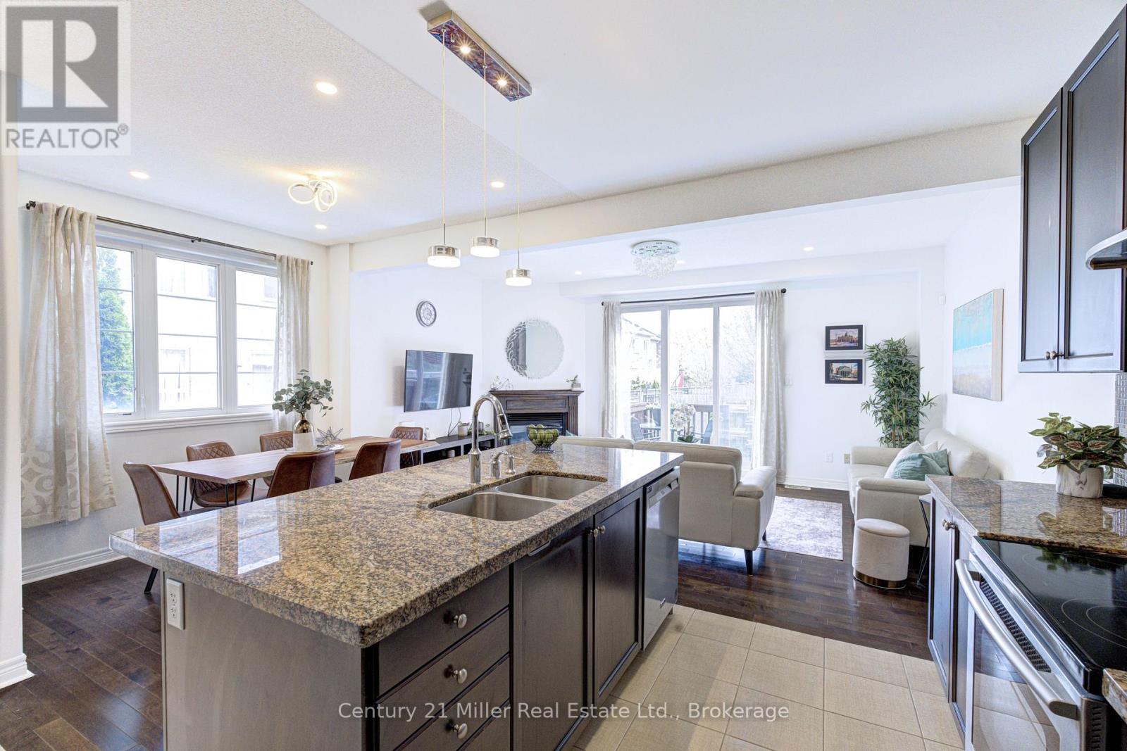 2325 STONE GLEN CRESCENT - 6