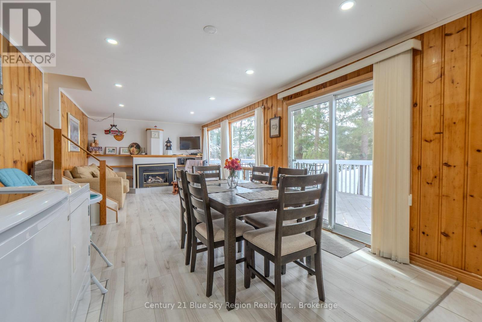 1421 NORTHSHORE ROAD - 14