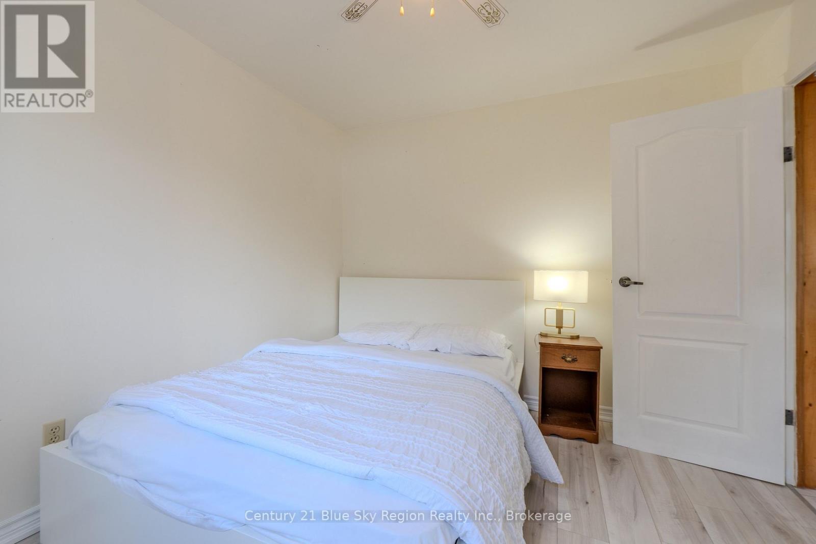 1421 NORTHSHORE ROAD - 19