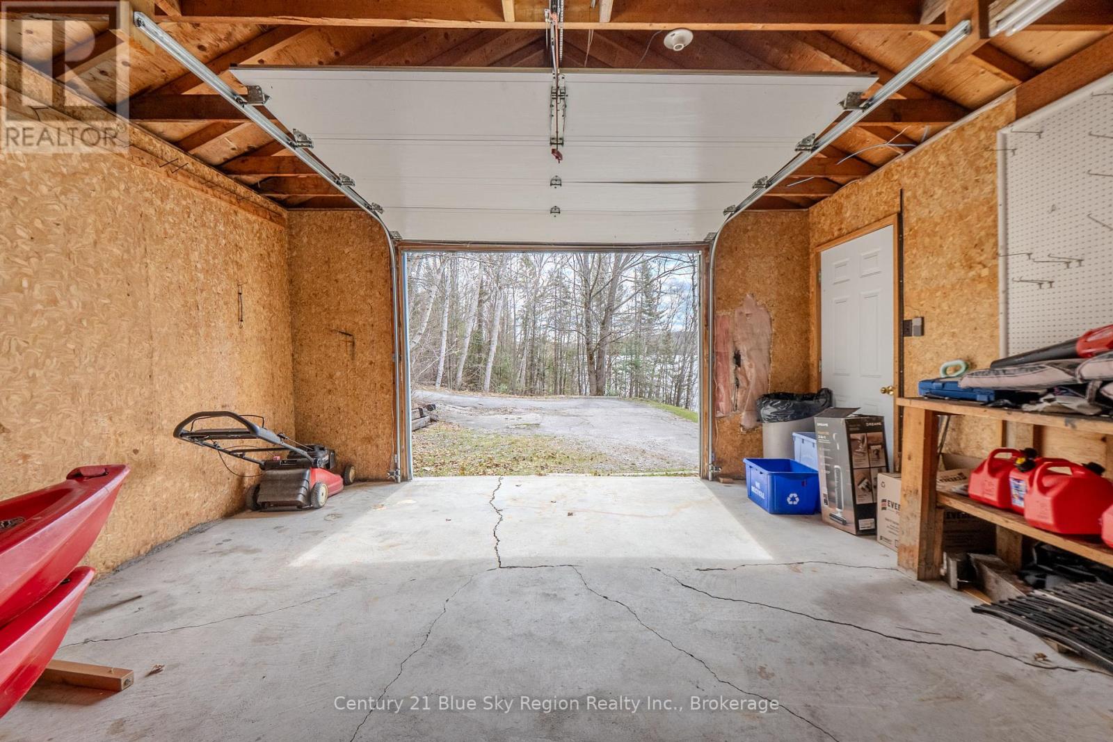 1421 NORTHSHORE ROAD - 23