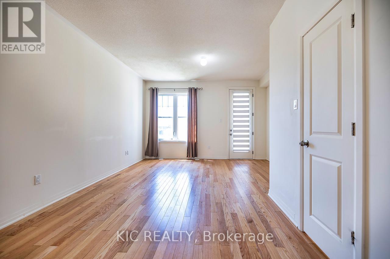 1557 GREEN ROAD - 10
