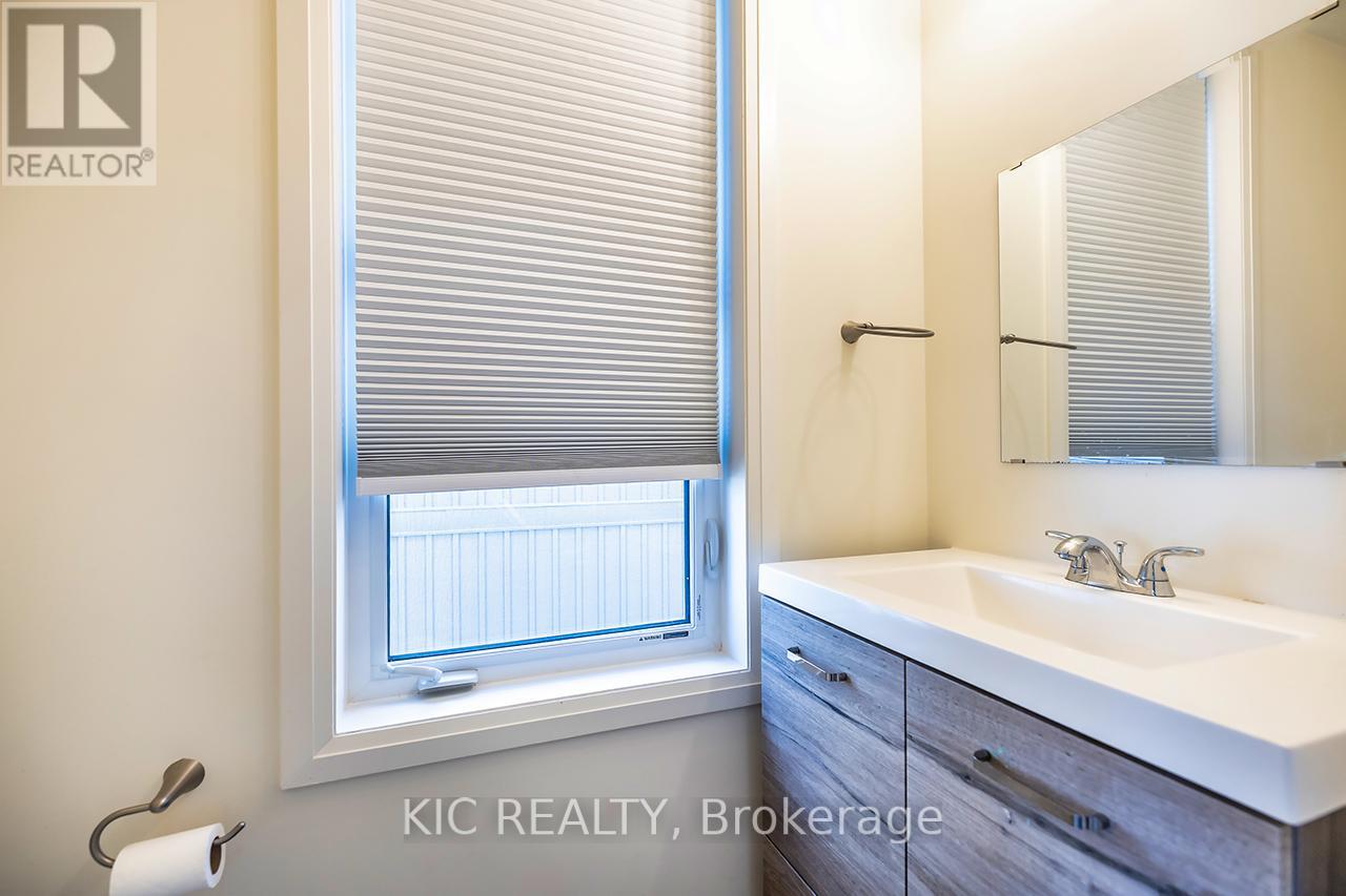 1557 GREEN ROAD - 19