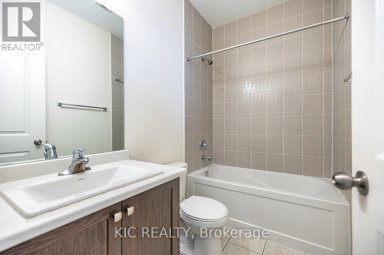 1557 GREEN ROAD - 32