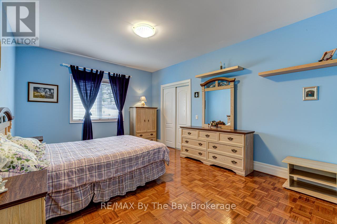 126 29TH STREET N - 27