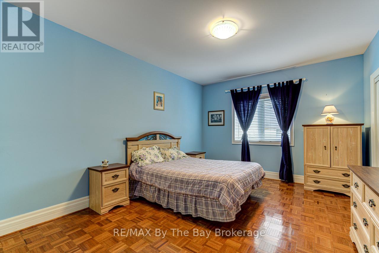 126 29TH STREET N - 28