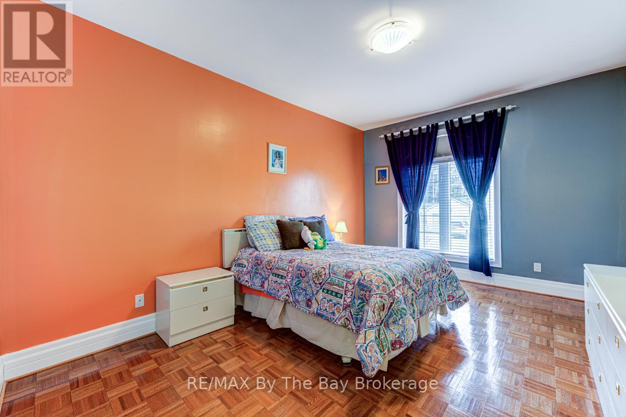 126 29TH STREET N - 29