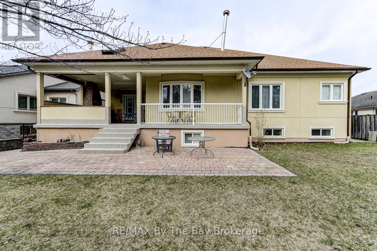 126 29TH STREET N - 44