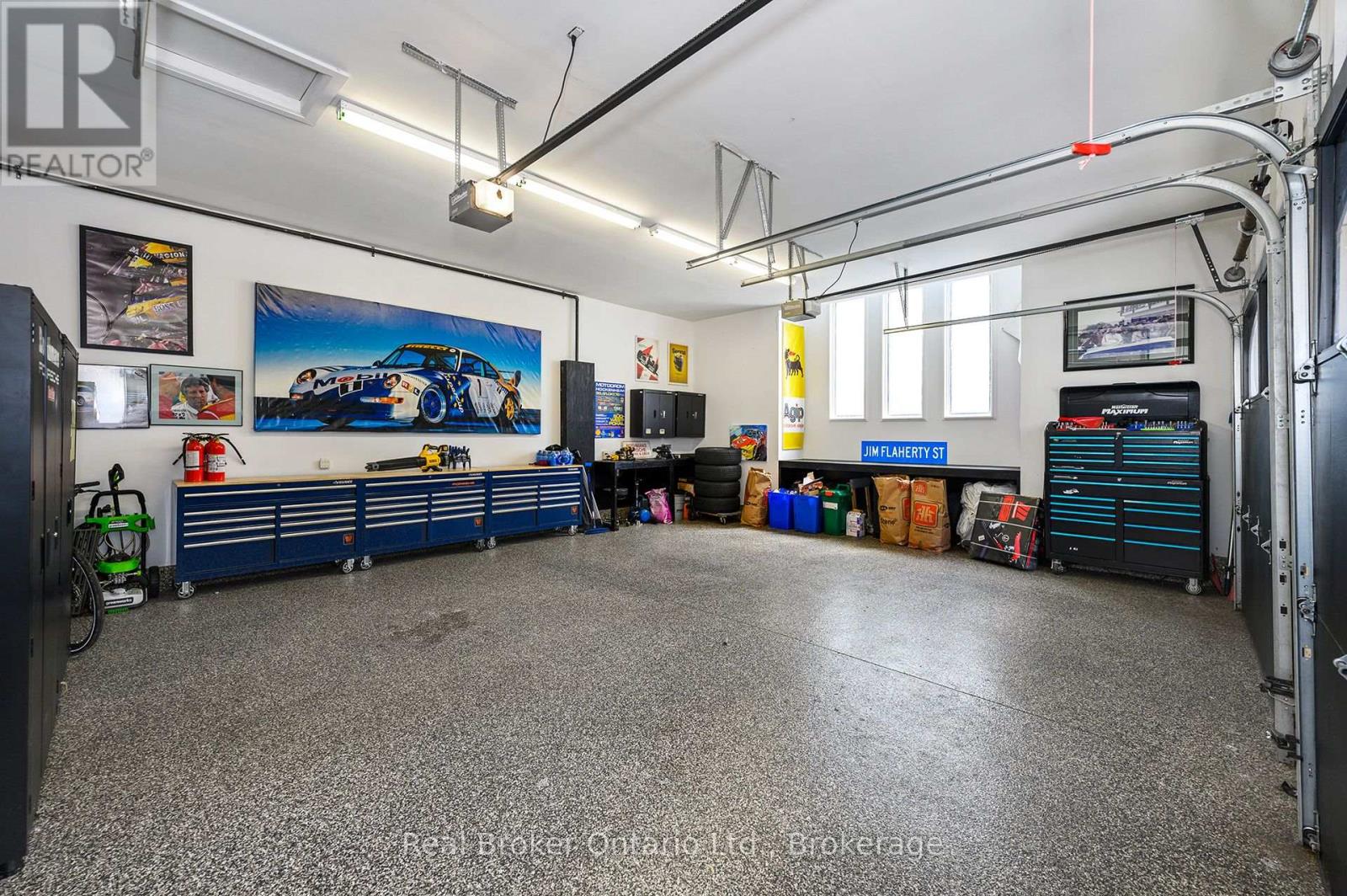 4507 LAKESHORE ROAD - 49