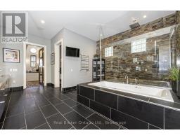 Bathroom - 4507 Lakeshore Road, Burlington, ON L7L1B3 Photo 23