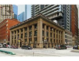 73 Richmond Street W, Toronto, ON M5H4E8 Photo 12