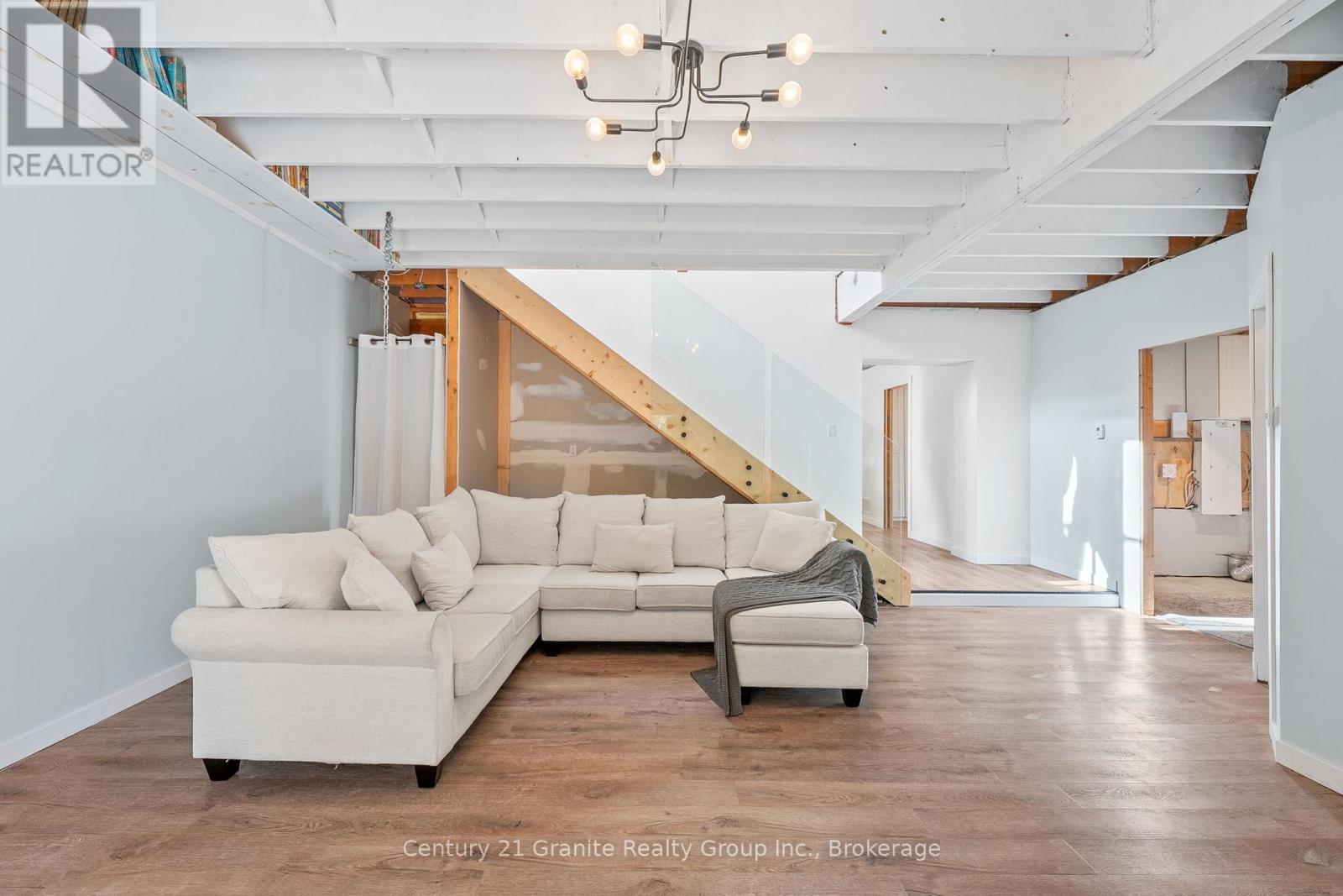 1126 RICE ROAD - 20