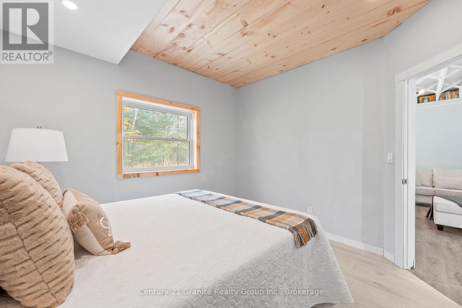 1126 RICE ROAD - 22