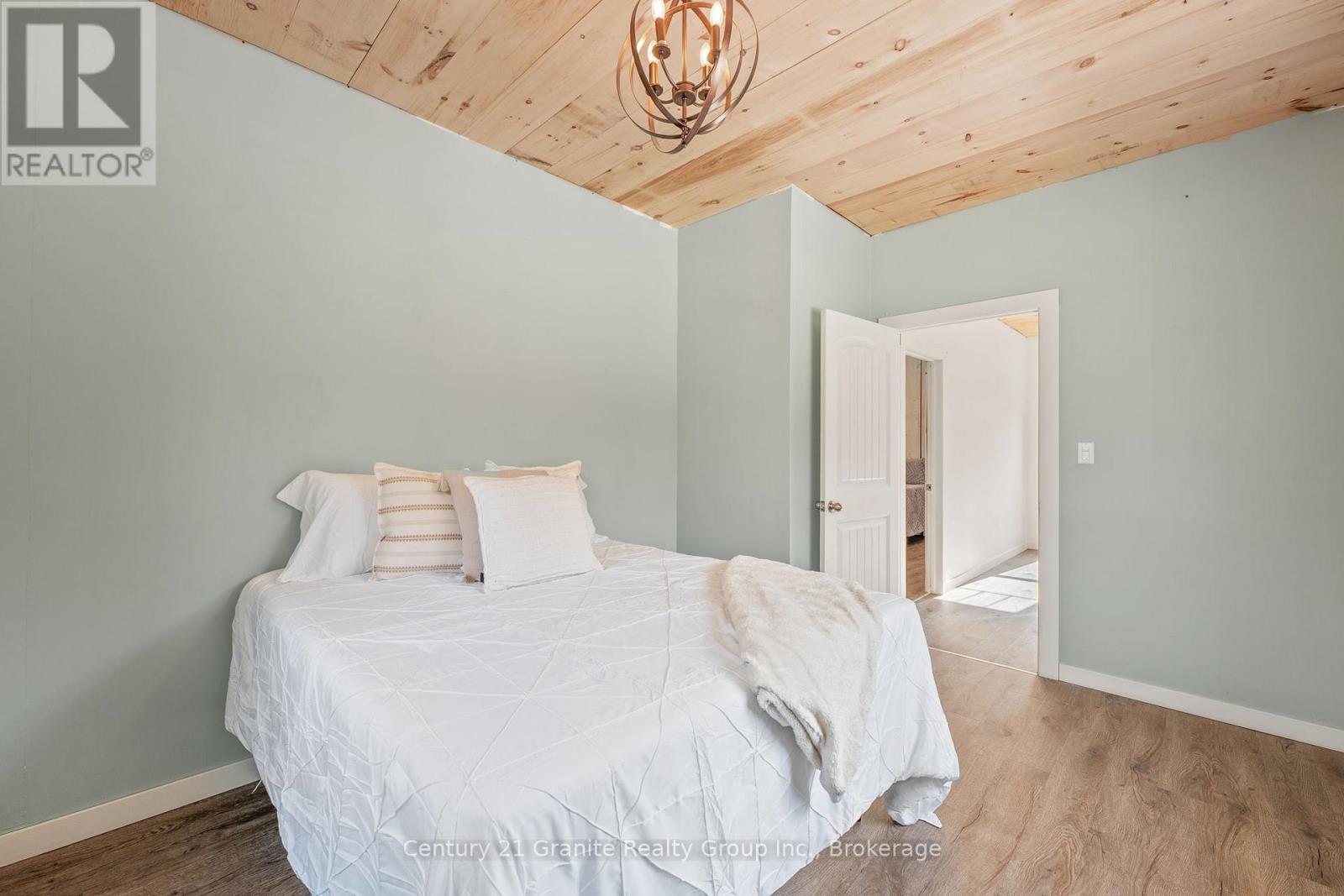 1126 RICE ROAD - 26