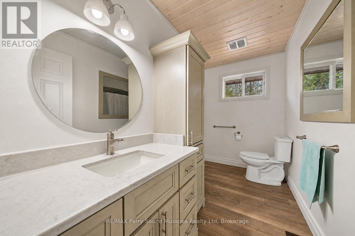 37 HUMPHREY DRIVE - 22
