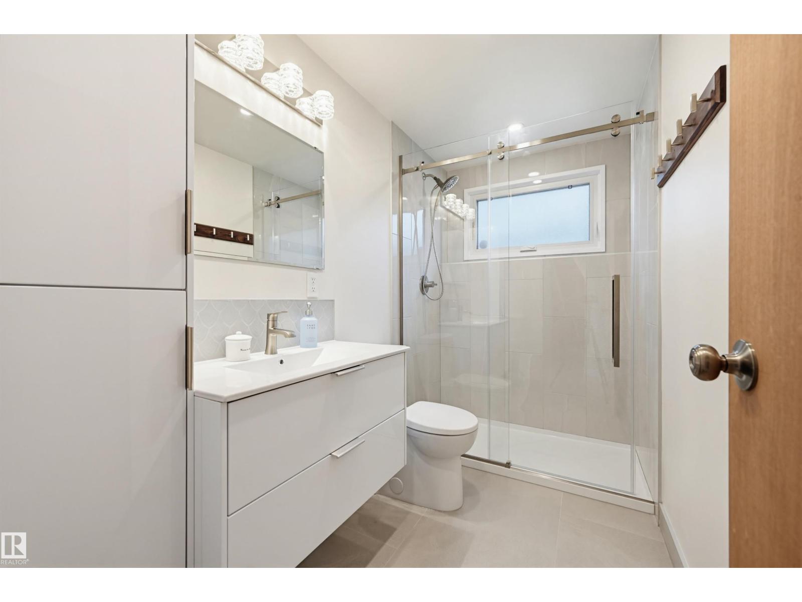 14521 85 AV NW, Edmonton