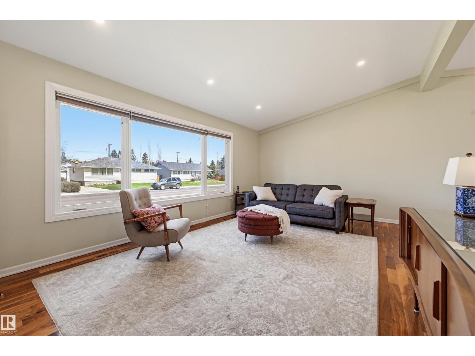 14521 85 AV NW - 5