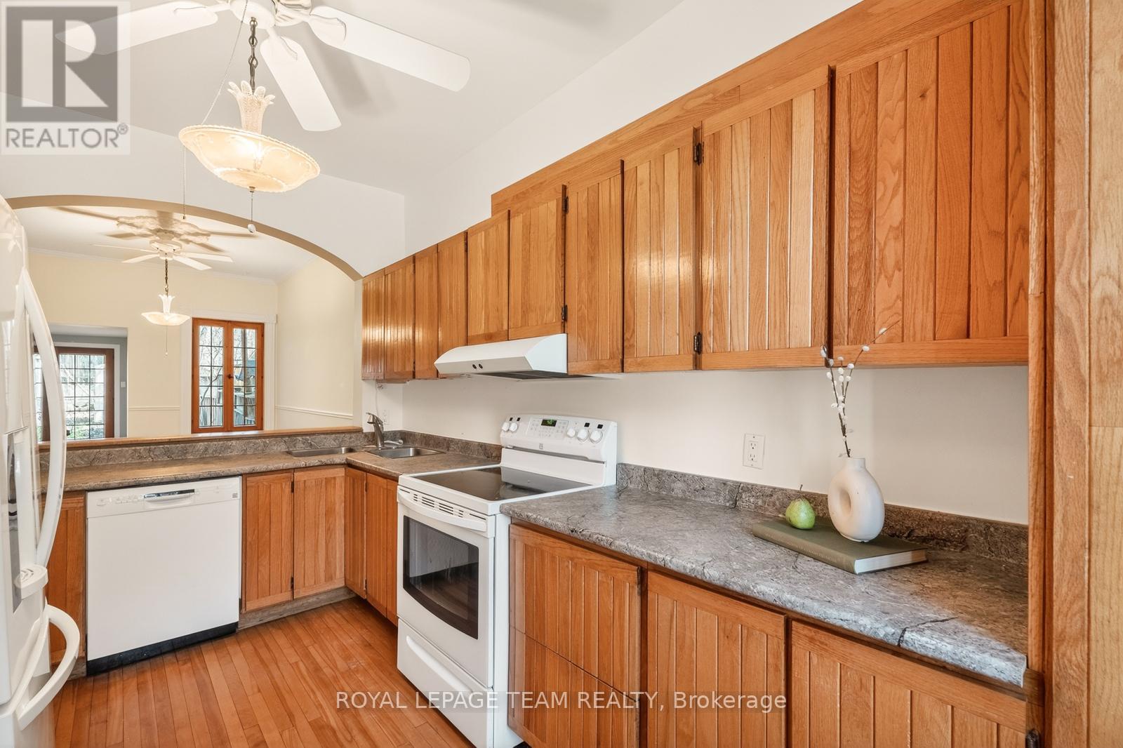 58 ST ANDREW STREET - 7