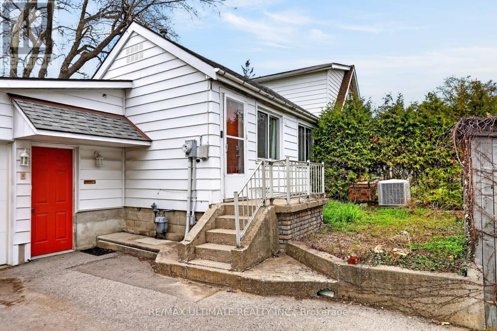 378 KENNEDY ROAD - 3