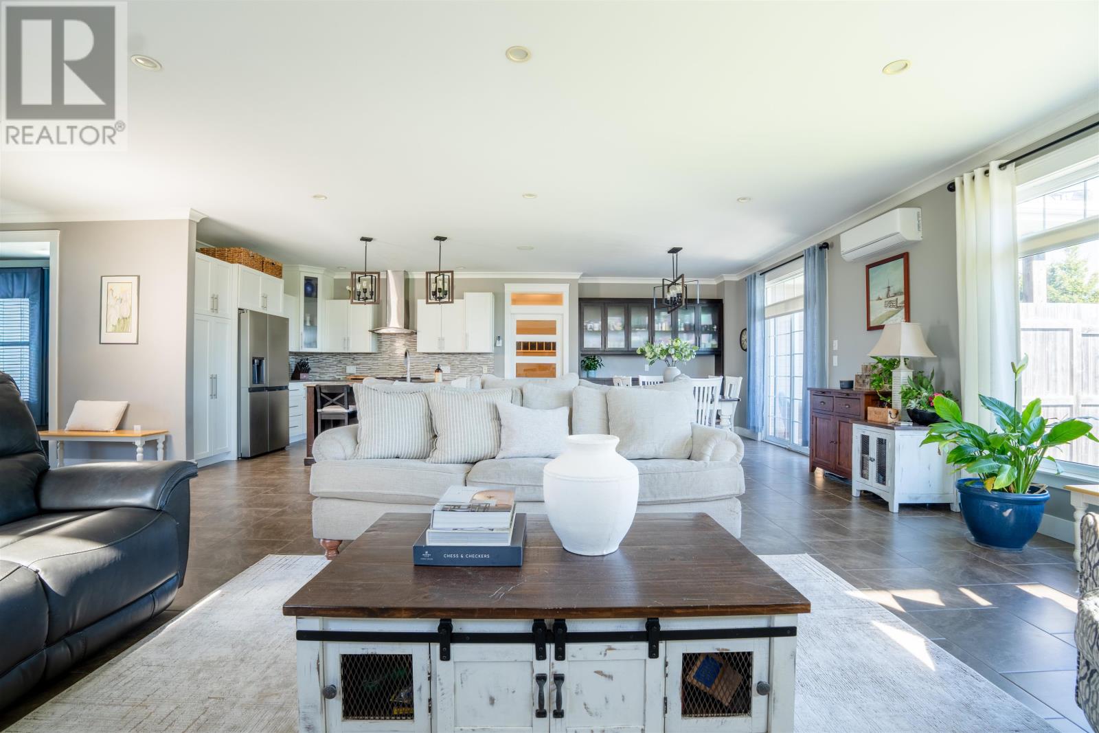 59 GARDINER Drive - 28