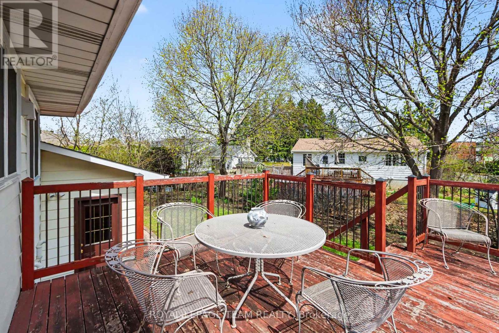 30 JUNIPER COURT - 29