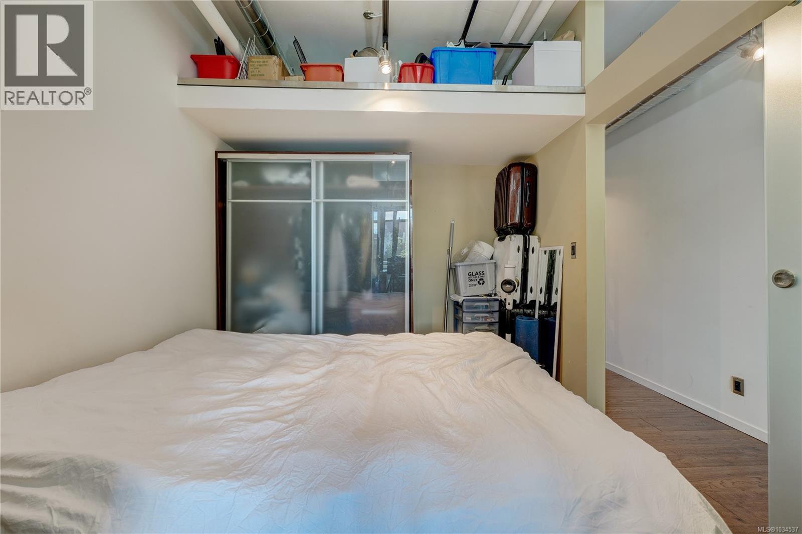 #436 1029 View St - 13