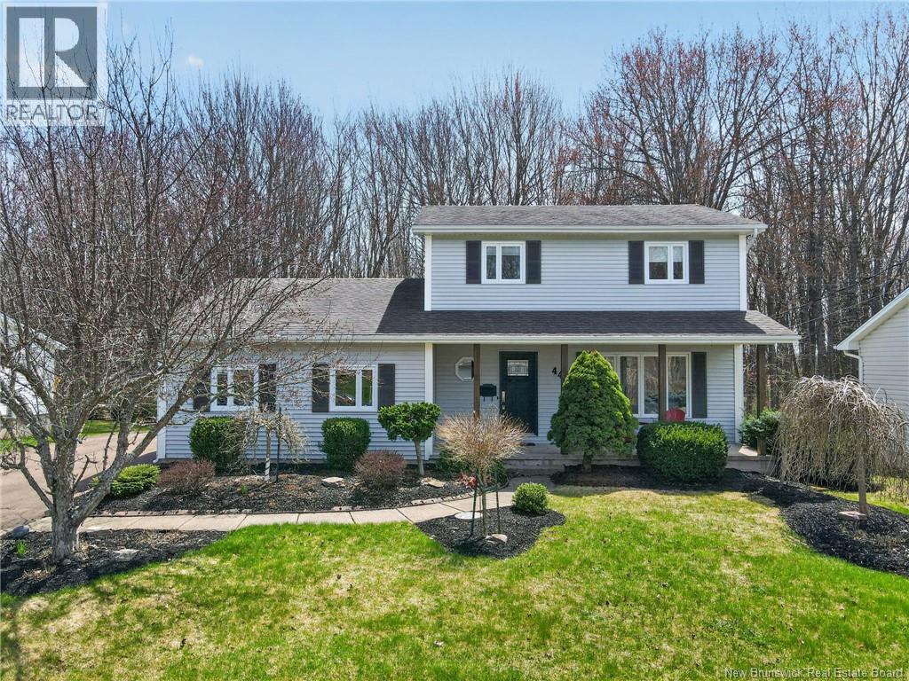 44 Morewood - Image 3