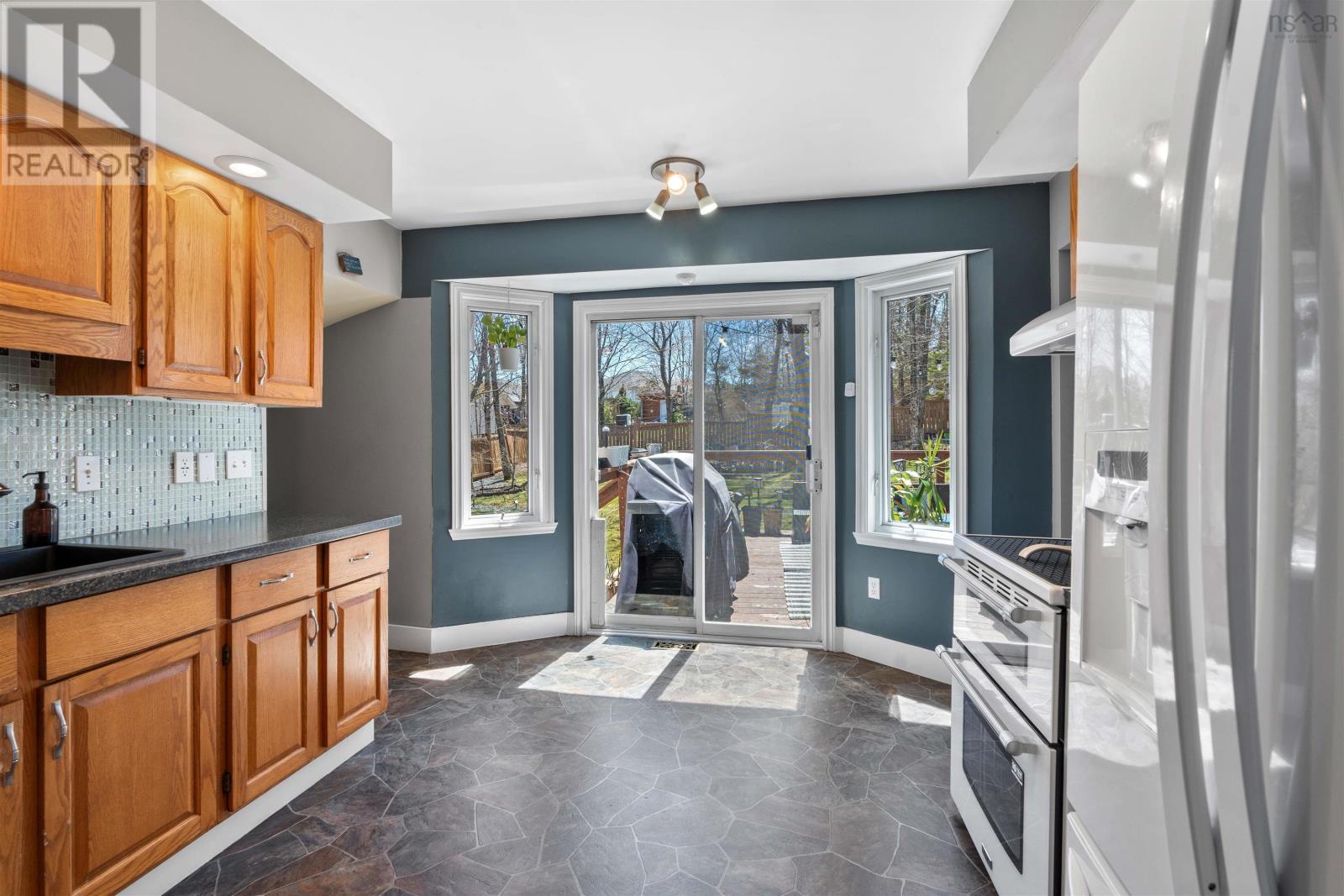 Property 22 of 49 of 15 Auburn Drive