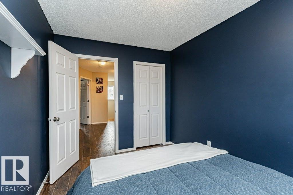 13806 38 ST NW NW, Edmonton