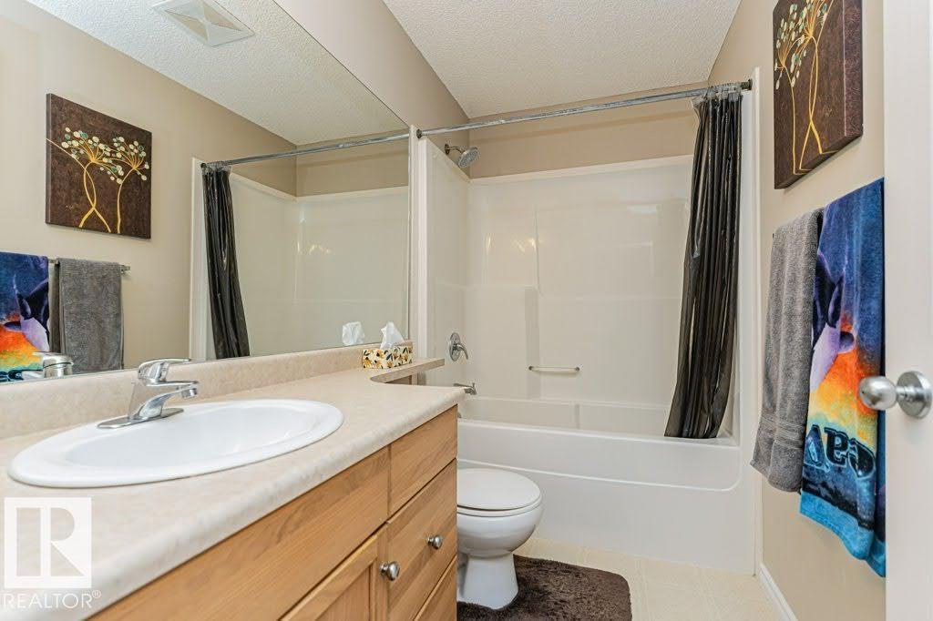 13806 38 ST NW NW, Edmonton