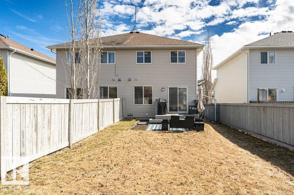 13806 38 ST NW NW, Edmonton