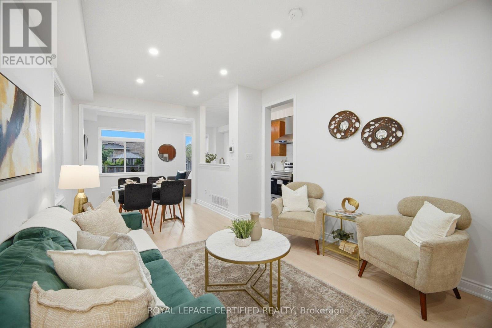 3302 STONEY CRESCENT - 7