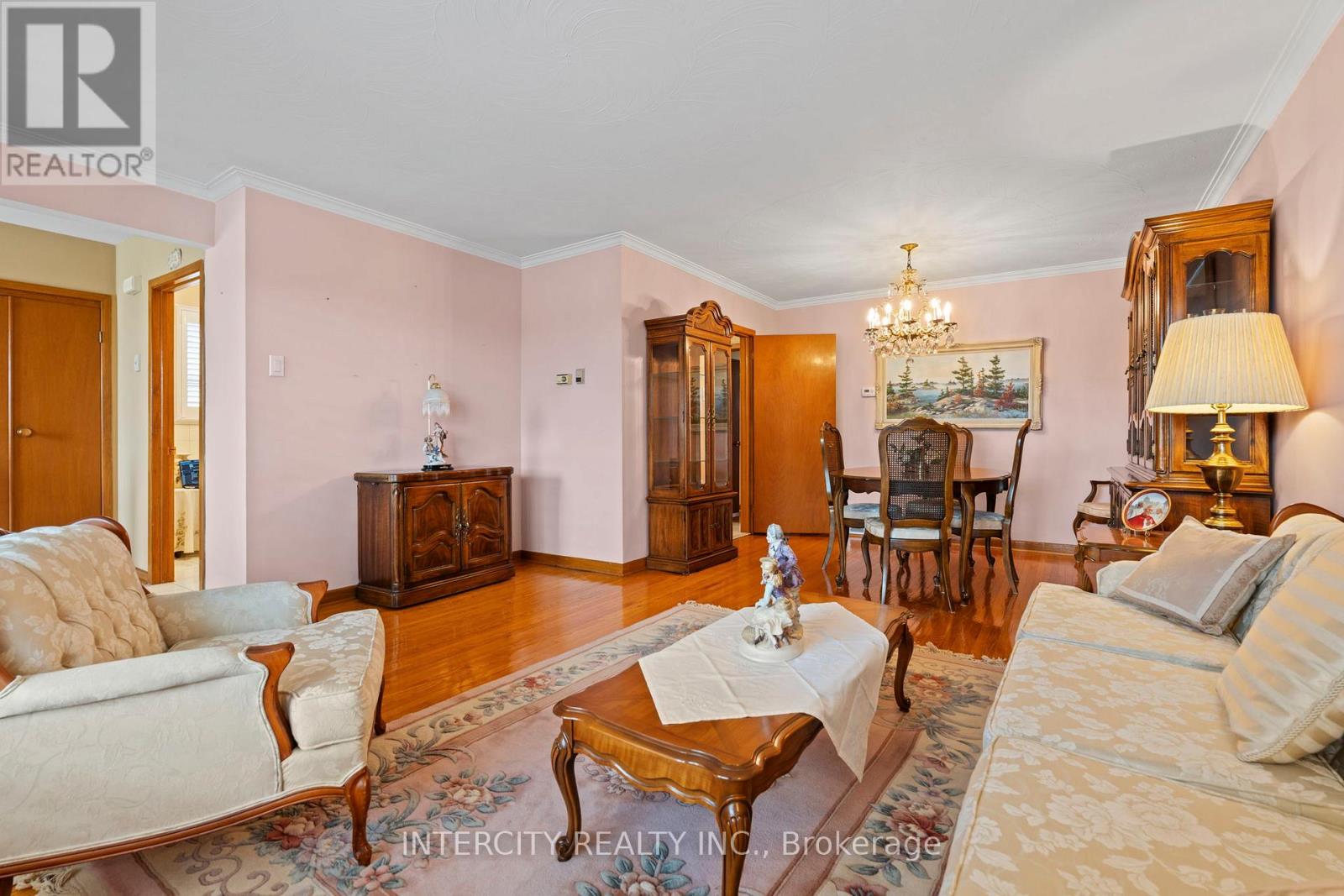 19 GADE DRIVE - 14