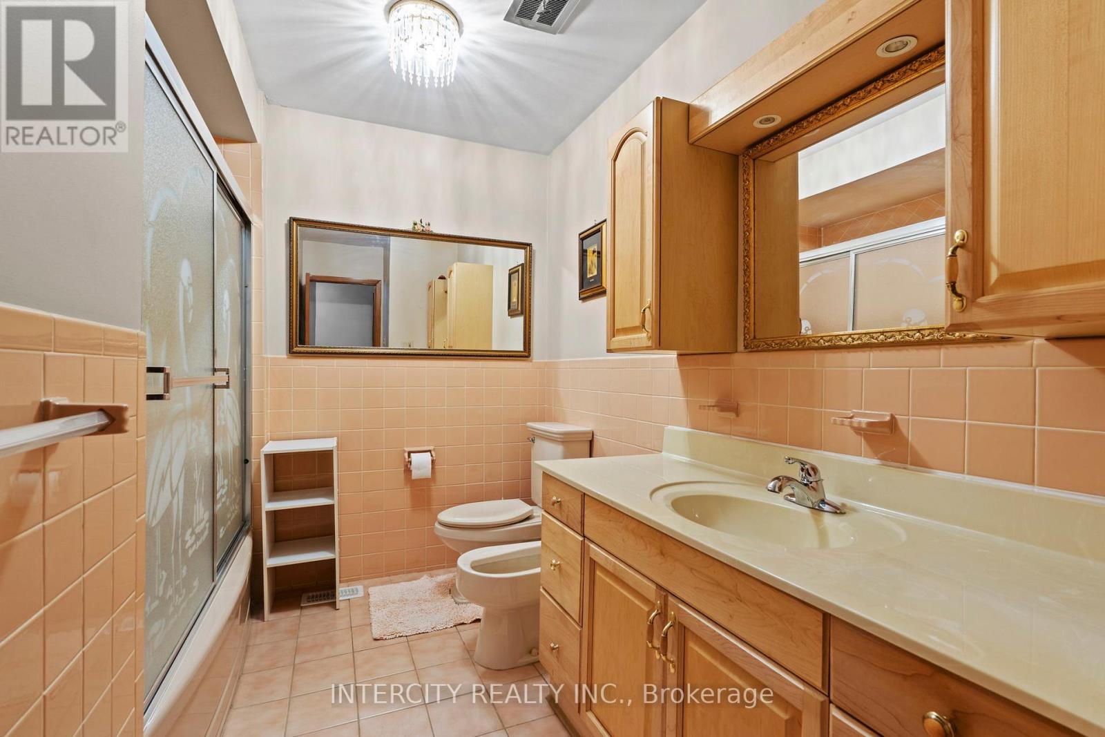 19 GADE DRIVE - 31