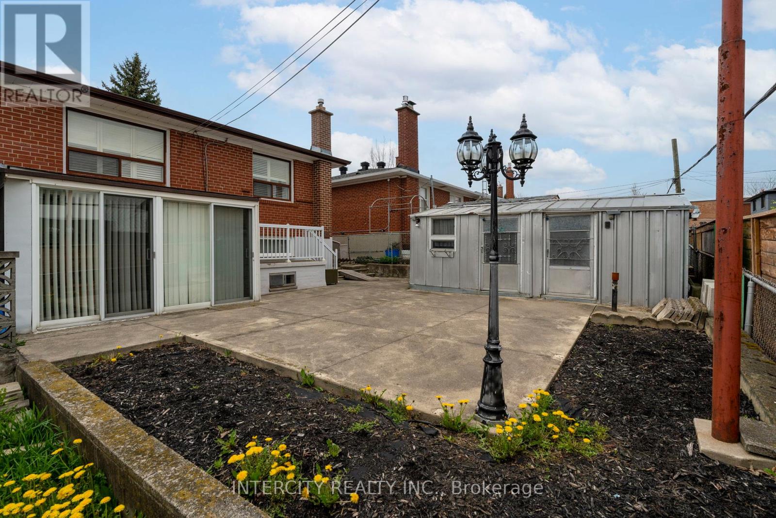 19 GADE DRIVE - 50