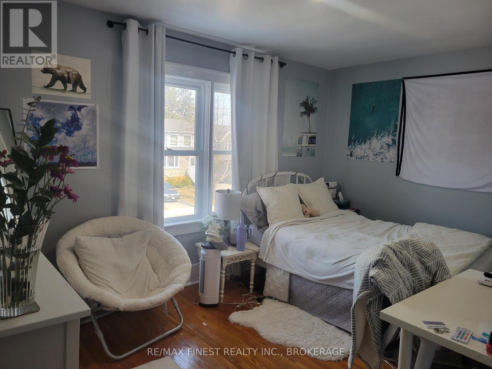 48 DUNDAS STREET - 22