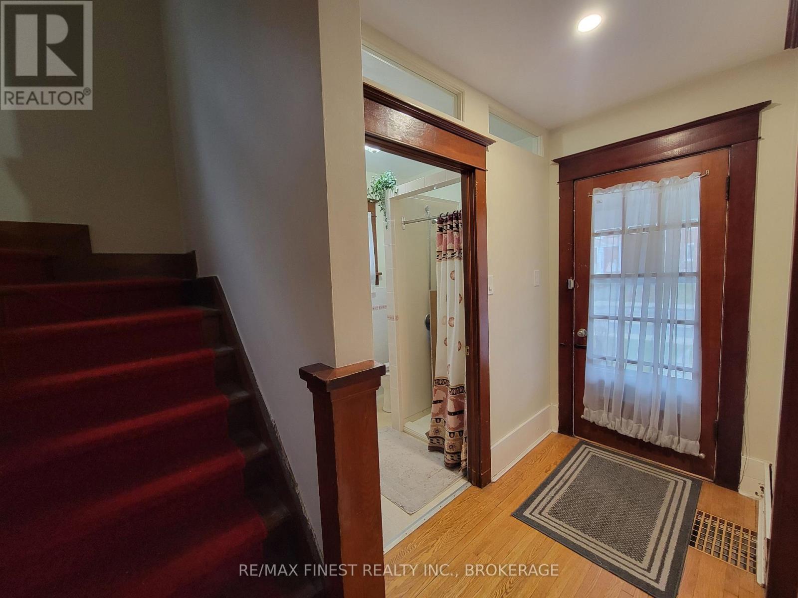 48 DUNDAS STREET - 5