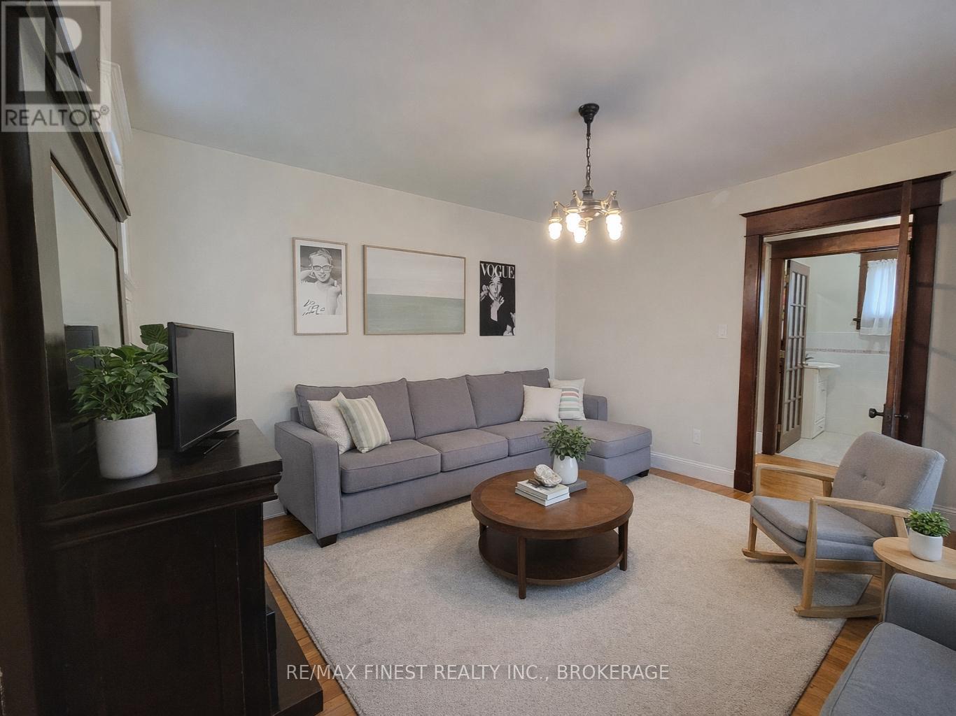 48 DUNDAS STREET - 7