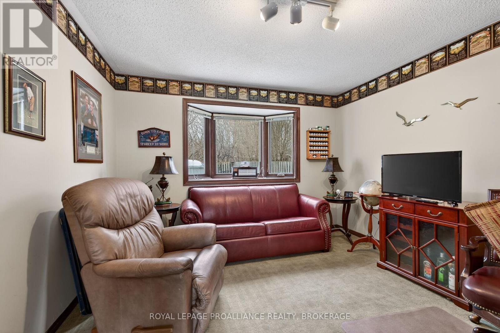 1021 DUNHAM STREET - 21