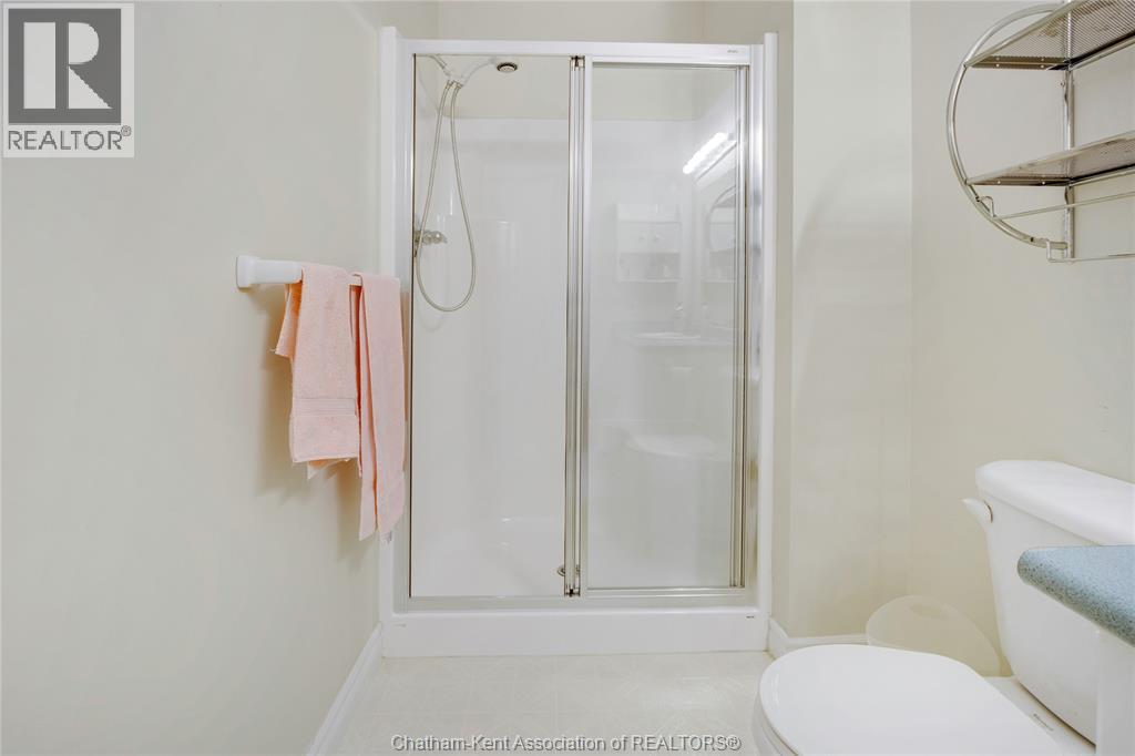 15 HOME PLACE, Chatham, Ontario, N7L5P4 — Photo 21