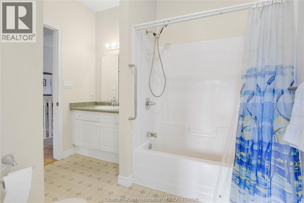 15 HOME PLACE, Chatham, Ontario, N7L5P4 — Photo 26