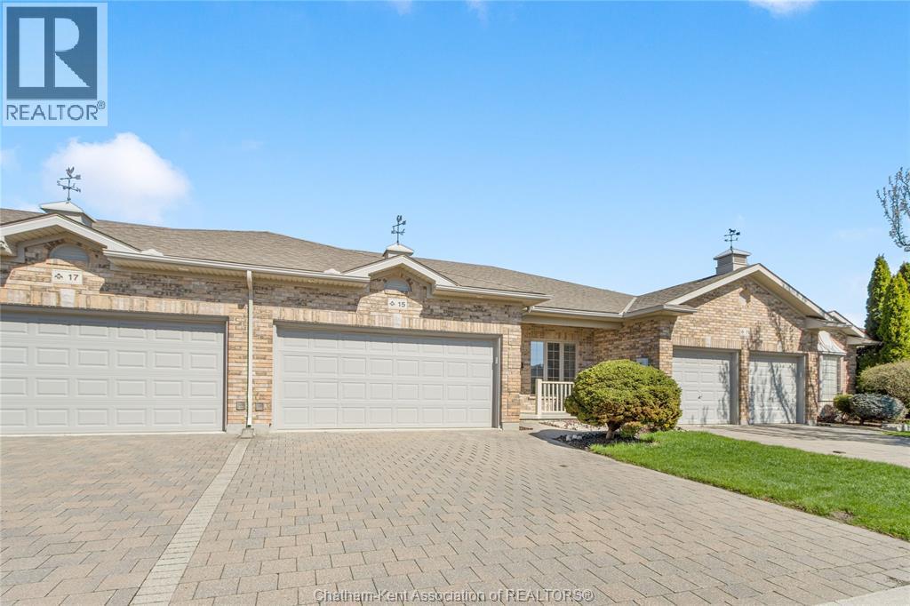 15 HOME PLACE, Chatham, Ontario, N7L5P4 — Photo 5