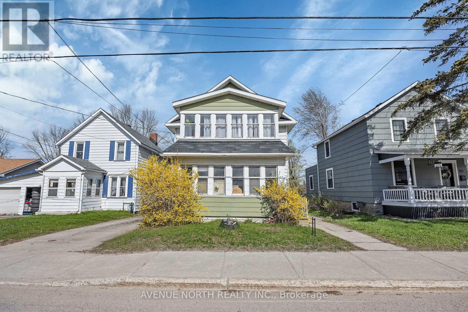 143 BROCKVILLE STREET - 1
